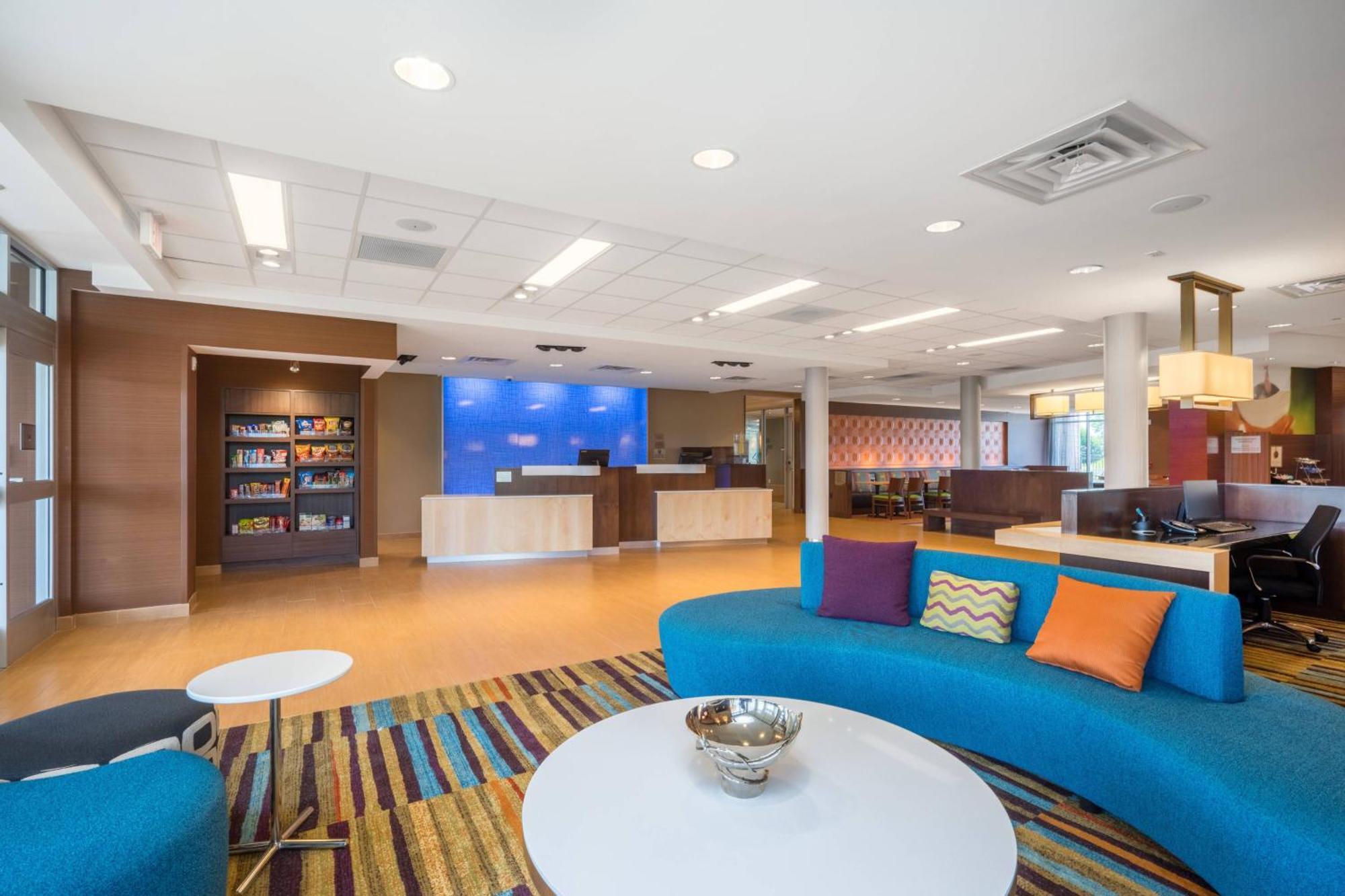 Fairfield Inn & Suites By Marriott בלומסבורג מראה חיצוני תמונה